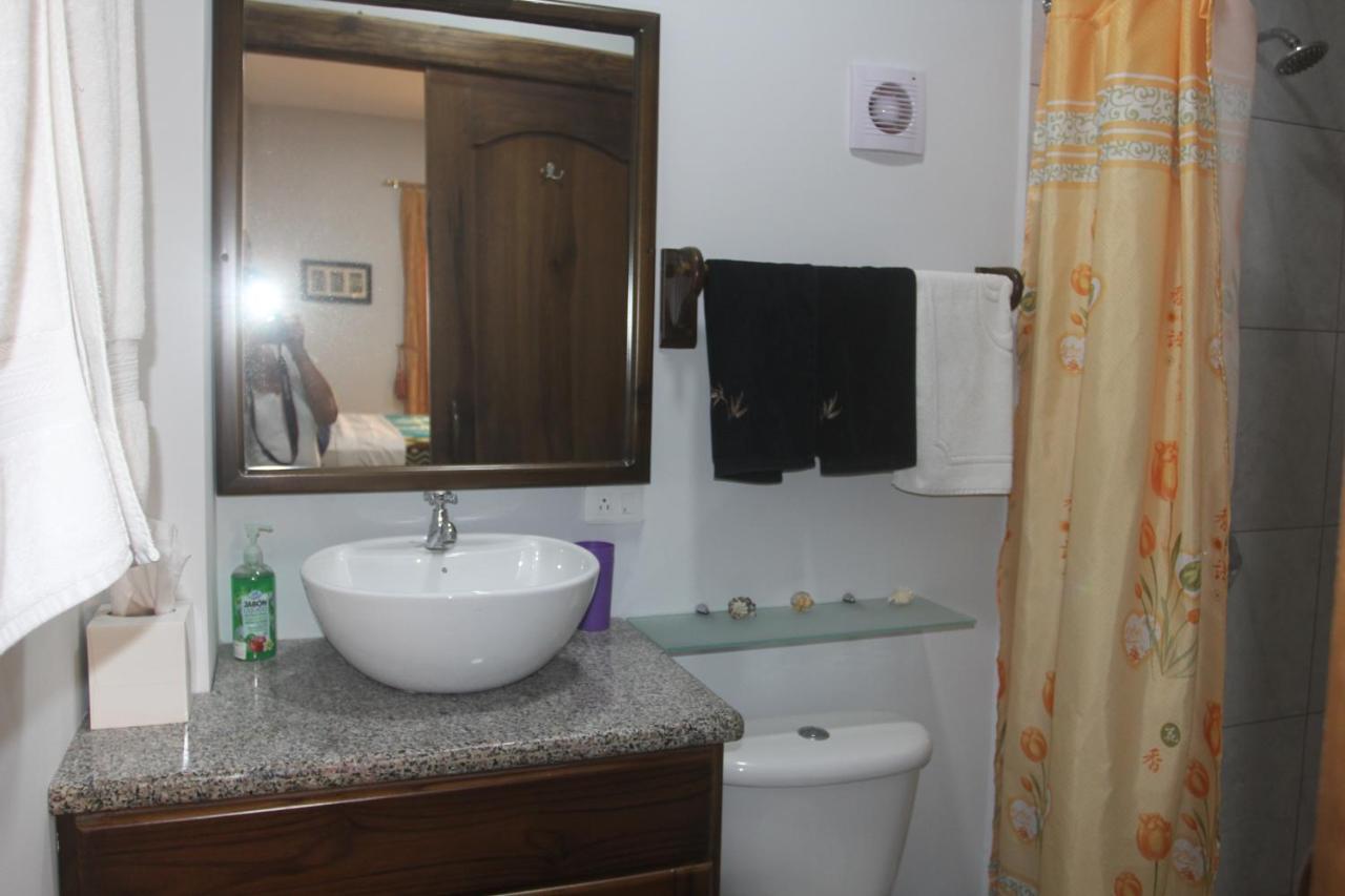 El Ocaso Oceanfront Apartment 카노아 외부 사진