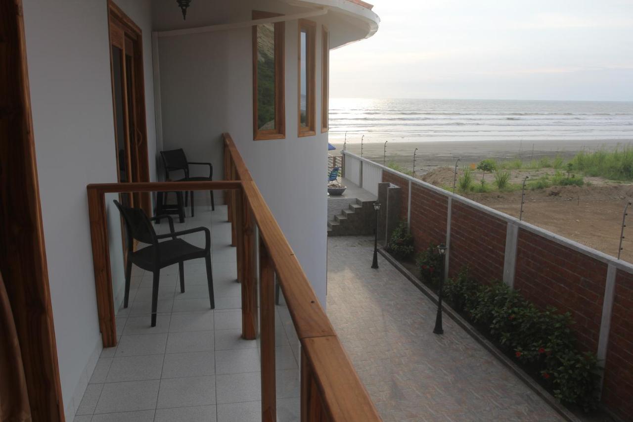 El Ocaso Oceanfront Apartment 카노아 외부 사진